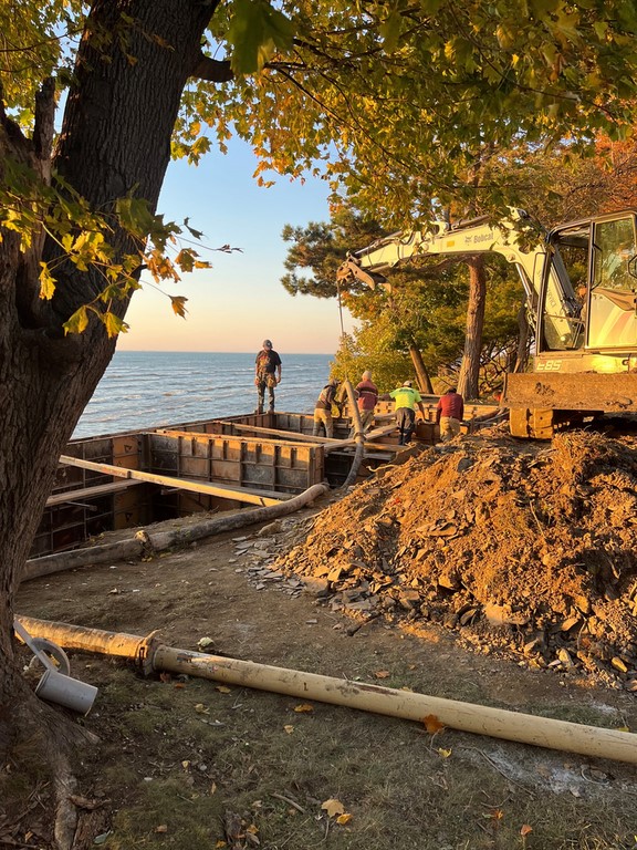 Beach Retaining Walls And Concrete Flat Work